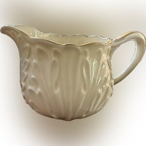 Vintage Lenox cottage creamer with leaf design - 24k gold trim - flawless